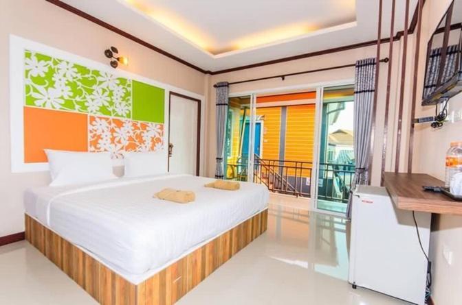 The Harbor Front เกาะล้าน Hotel Luaran gambar